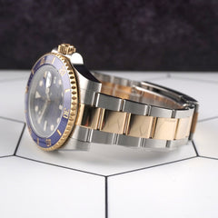 Rolex Submariner Date 40mm 18k Yellow Gold/Steel BLUE Oyster Mens Watch 116613LB