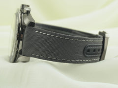 Omega Speedmaster Grey Side Of The Moon 44mm Titanium 310.92.44.50.06.001