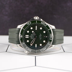 Omega 42mm Seamaster Diver Green Dial Steel Men's Watch 210.32.42.20.10.001