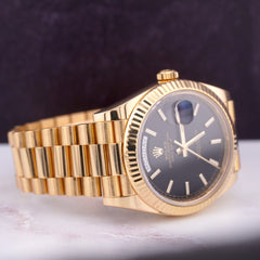 Rolex Day-Date 40 President 18k Yellow Gold Men's Watch Black Motif DIAL 228238