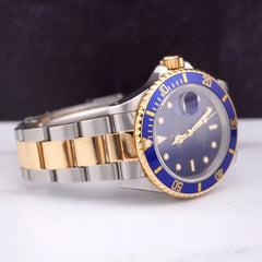 Rolex Submariner Date 40mm 18k Gold & Steel BLUE Dial Oyster Watch 16613 PAPERS