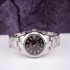 Rolex Lady Datejust 28mm Stainless Steel Smooth Oyster Silver Dial Watch 279160