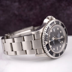 Rolex Sea-Dweller Date 40mm Black Dial Stainless Steel Oyster Watch REF 16600