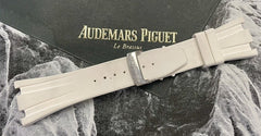 AUDEMARS PIGUET Royal Oak Offshore 42mm White Rubber Band Steel Buckle