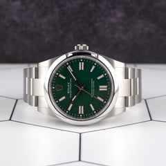 Rolex Oyster Perpetual 41mm Steel Green Dial Oyster Men's Watch 134300