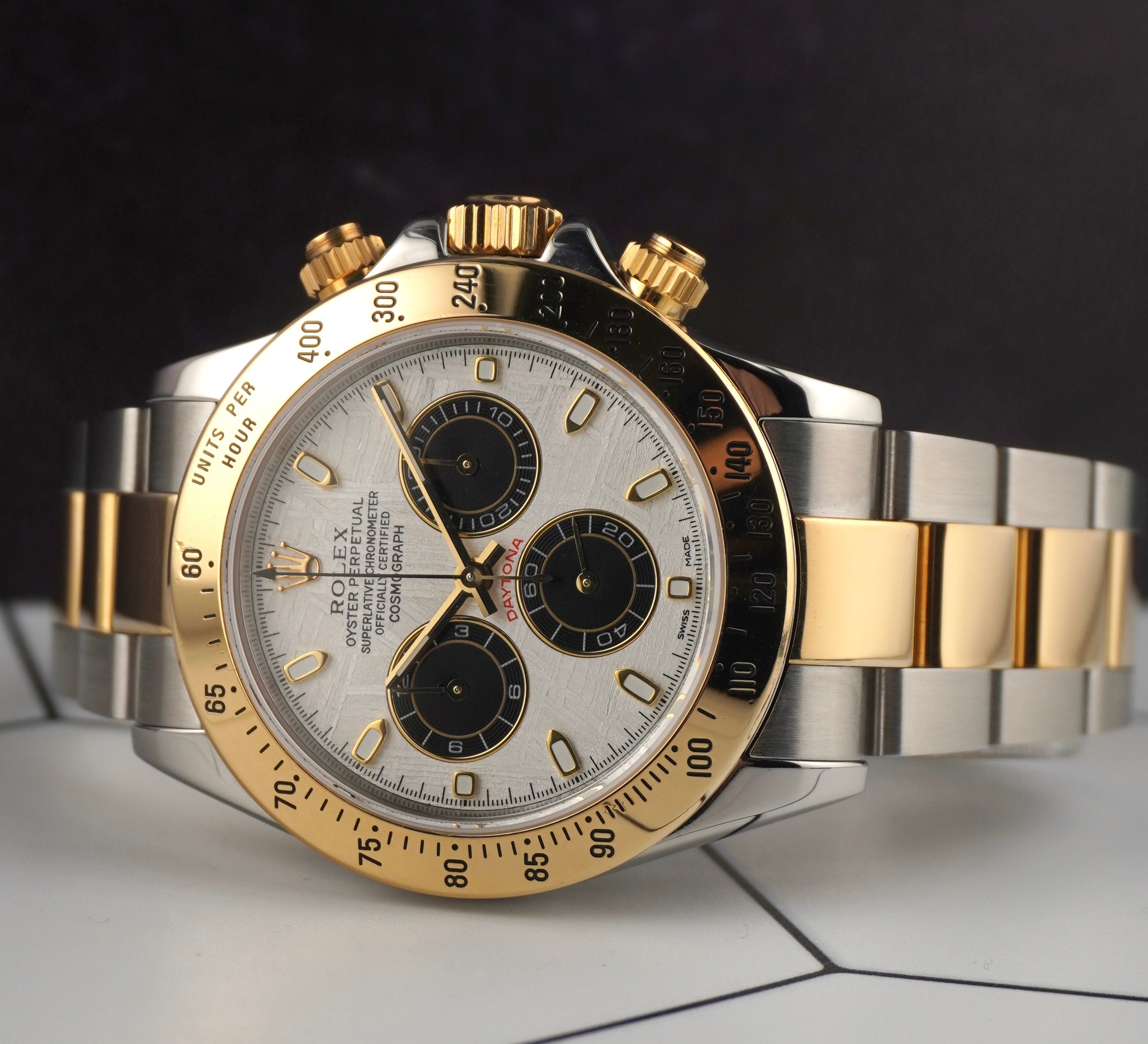 太陽 Rolex Daytona Cosmograph 40mm 18k/Steel Men's Oyster METEORITE