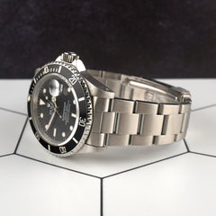 Rolex 40mm Submariner Date Steel Black Dial Men's Watch 16610 Papers